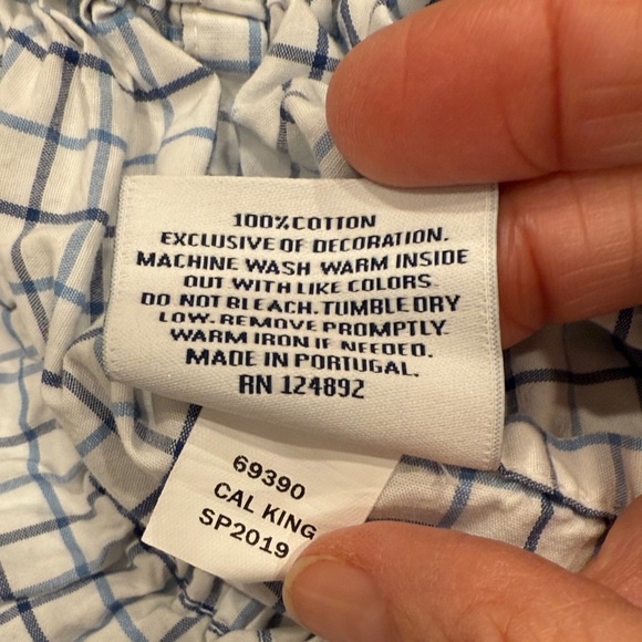 Serena & Lily Blue and White Plaid 4 piece Cal King Sheet set - Picture 3 of 4